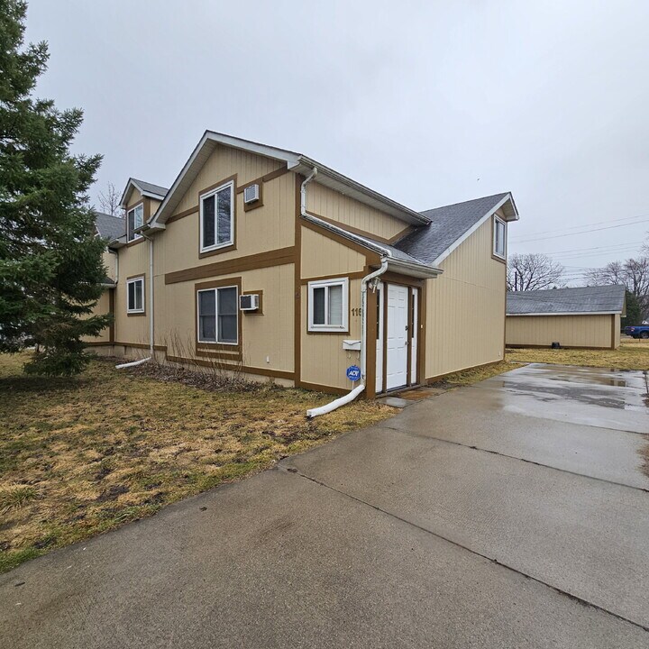 116 Rathbone St in Mount Clemens, MI - Building Photo
