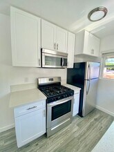 2334 Oak St-Unit -155-D in Santa Monica, CA - Building Photo - Building Photo