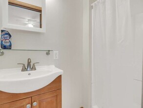1804 Eustis St in Lauderdale, MN - Building Photo - Building Photo