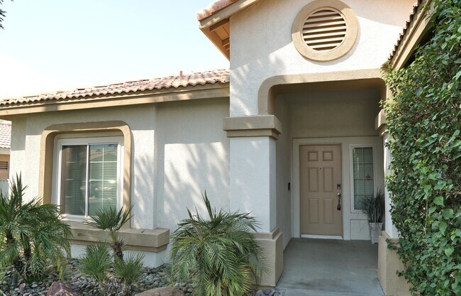 238 Strada Fortuna in Palm Desert, CA - Building Photo - Building Photo