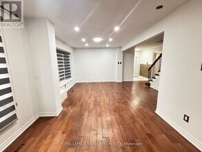 59 Jayfield Rd in Brampton, ON - Building Photo - Building Photo