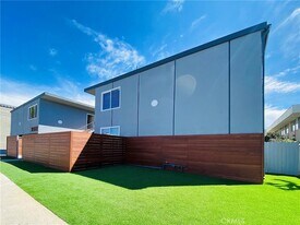 11422 Iowa Ave, Unit 9 in Los Angeles, CA - Building Photo