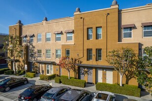 Soco Walk in Fullerton, CA - Foto de edificio - Building Photo