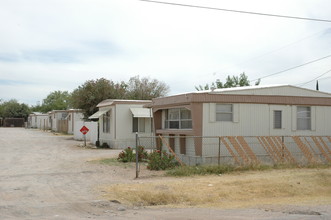 29 Space Mobile Home Park in Tucson, AZ - Building Photo - Building Photo