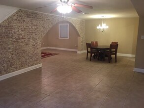 2200 Broadway St in New Orleans, LA - Building Photo - Building Photo