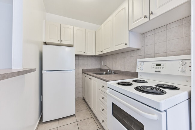 property at 153 St George St