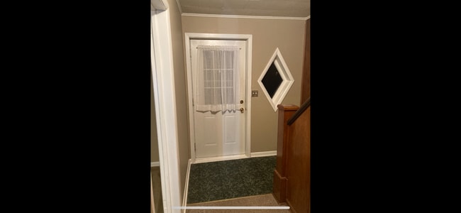 2303 14th St, Unit East Side in Emmetsburg, IA - Building Photo - Building Photo