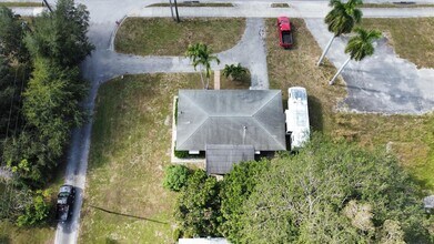 3340 S Jog Rd in Greenacres, FL - Building Photo - Building Photo