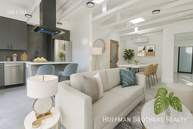 1249 1/4 N Beachwood Dr in Los Angeles, CA - Foto de edificio - Building Photo