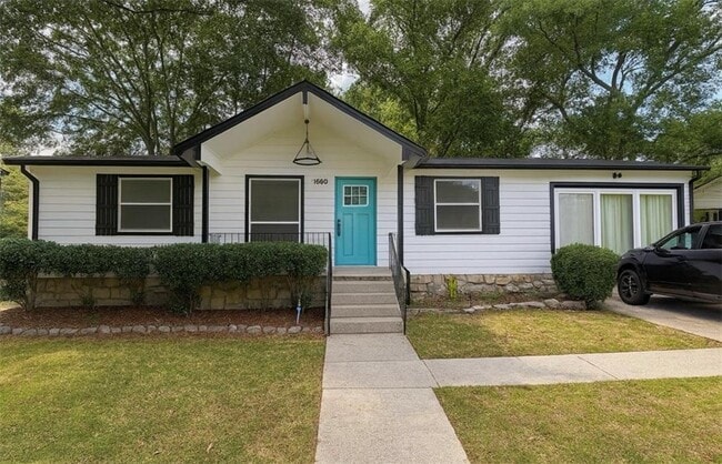 property at 1660 Almand Creek Dr SW