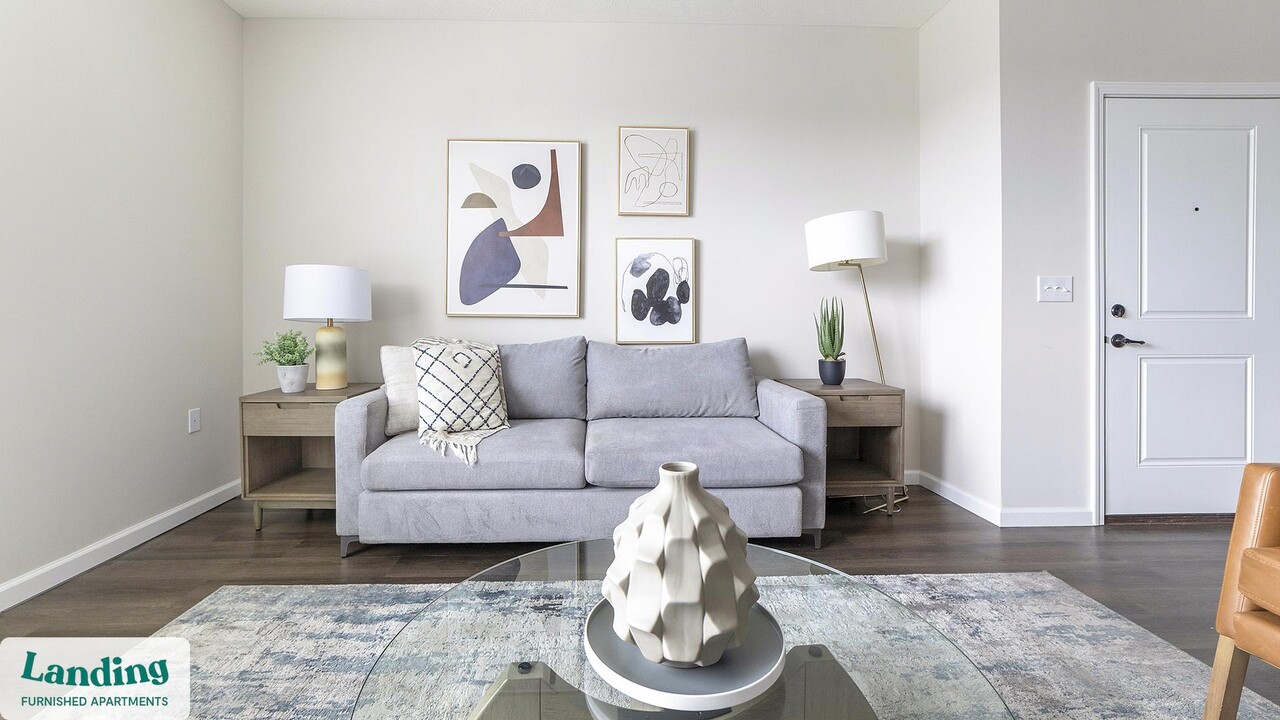 6480 Alexander Clay in New Albany, OH - Foto de edificio