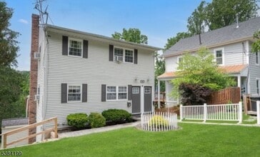 83 Chestnut St in Morristown, NJ - Building Photo - Building Photo