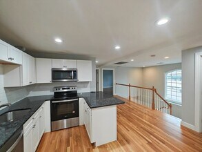 548 Worcester St in Natick, MA - Building Photo - Building Photo