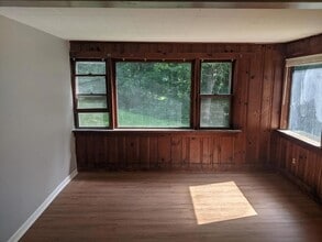 1943 New Hackensack Rd in Poughkeepsie, NY - Building Photo - Building Photo