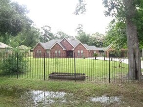 21722 Tophill Dr in Spring, TX - Building Photo - Building Photo