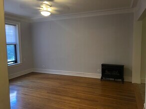 1128 W Pratt Blvd in Chicago, IL - Building Photo - Building Photo
