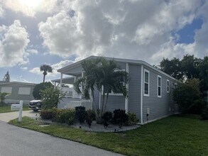 4196 74th Pl N in West Palm Beach, FL - Building Photo - Building Photo