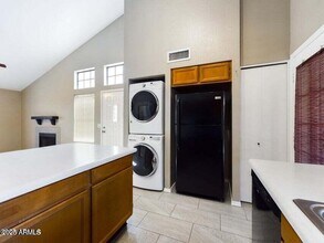 921 W University Dr in Mesa, AZ - Building Photo - Building Photo