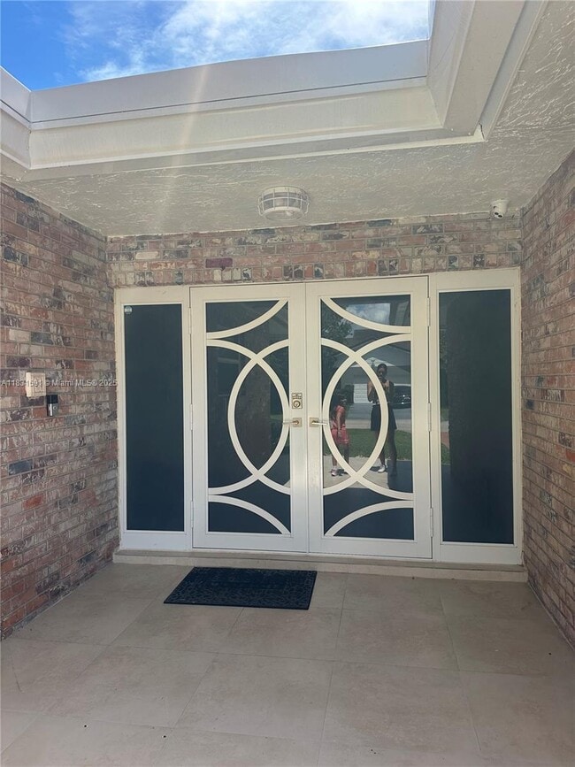 4205 NW 69th Terrace in Coral Springs, FL - Building Photo - Building Photo