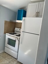 1 Southmead Rd in Toronto, ON - Building Photo - Building Photo
