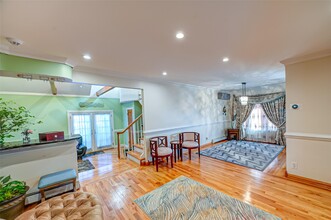 189 Peters Ave in East Meadow, NY - Building Photo - Building Photo