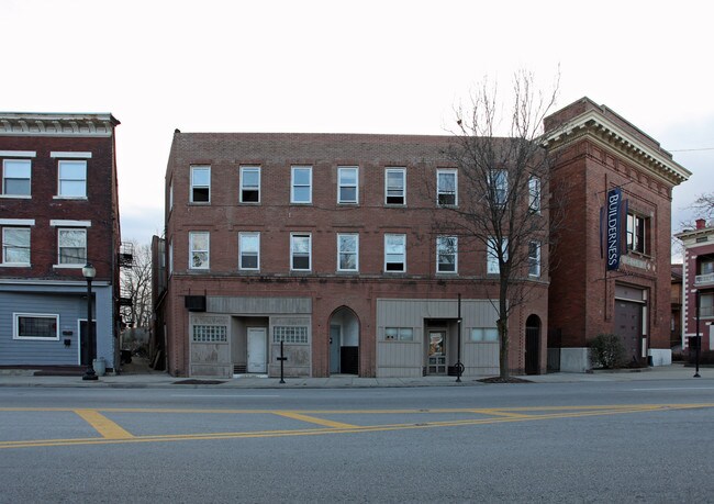 3604 Montgomery Rd in Cincinnati, OH - Building Photo - Building Photo