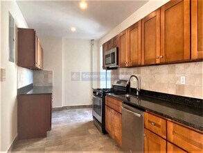 270 Fort Washington Ave, Unit 65 in New York, NY - Building Photo - Building Photo