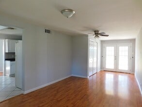 1307 Meadowview Dr in Bossier City, LA - Building Photo - Building Photo