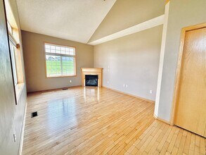 12708 Flamingo St NW in Minneapolis, MN - Building Photo - Building Photo