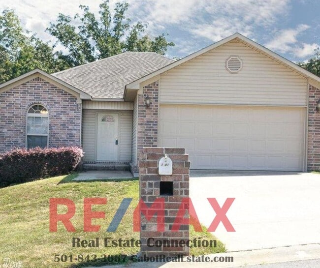 property at 141 Weathering Dr