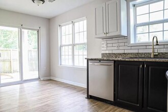 105 Fairview Lake Way in Simpsonville, SC - Building Photo - Building Photo