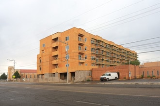Cresta North Valley in Albuquerque, NM - Building Photo - Building Photo