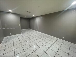 5321 NW 21st Ct in Lauderhill, FL - Building Photo - Building Photo