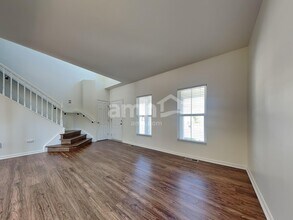 1067 Carrington Pl in Maineville, OH - Building Photo - Building Photo