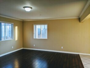 1616 W 39th Pl in Los Angeles, CA - Building Photo - Building Photo