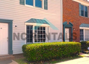 100 Kristin Dr in Greenville, NC - Building Photo - Building Photo