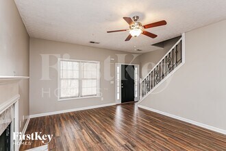 5508 Rose Ridge Ct in Flowery Branch, GA - Foto de edificio - Building Photo