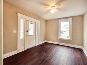 2822 Glenway Ave in Cincinnati, OH - Building Photo - Building Photo