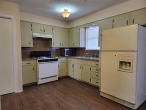 5374 Alamo Dr in Abilene, TX - Building Photo - Building Photo