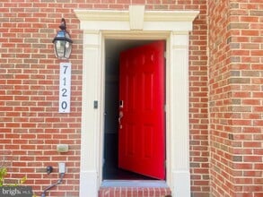 7120 Beaumont Place in Elkridge, MD - Building Photo - Building Photo