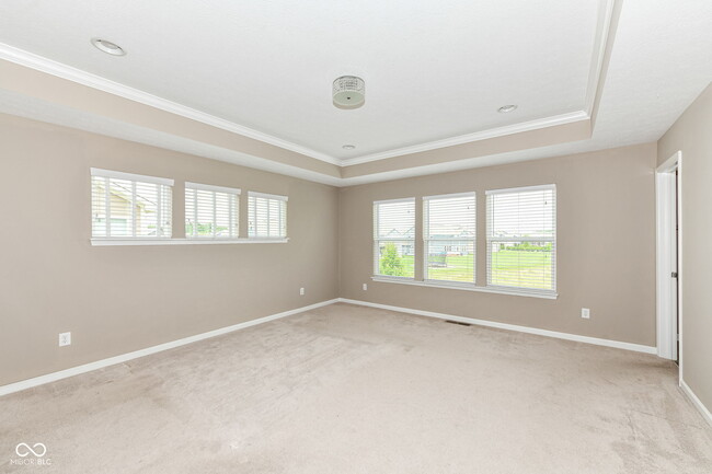 14080 Knightstown Dr W in Carmel, IN - Building Photo - Building Photo