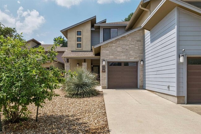 property at 4008 Valley View Rd