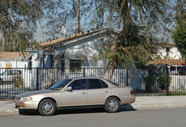 8071-8081 Main St in Stanton, CA - Building Photo - Building Photo