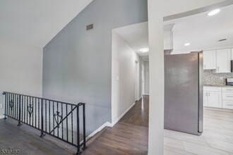 154 High St in Northvale, NJ - Building Photo - Building Photo