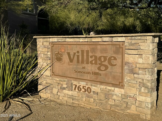 7650 E Williams Dr in Scottsdale, AZ - Building Photo - Building Photo