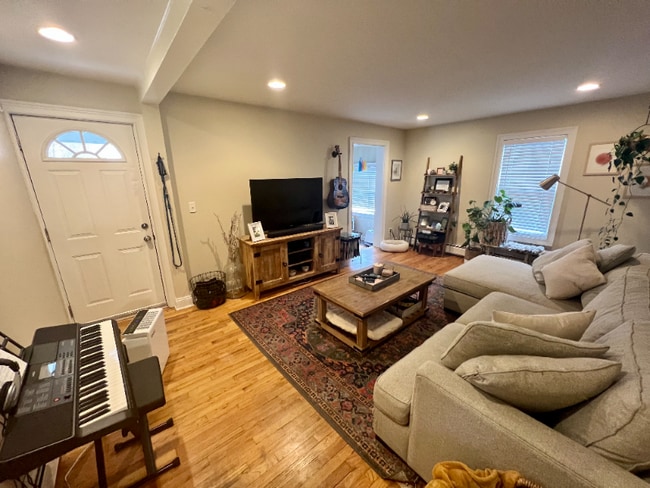 30 Thorpe St in Fairfield, CT - Building Photo - Building Photo