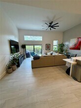 913 NW 45th Ter in Plantation, FL - Building Photo - Building Photo