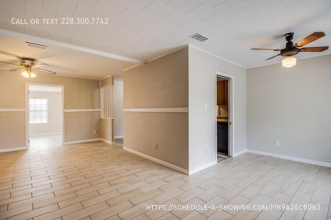 4802 Bel Meade Cir in Pascagoula, MS - Building Photo - Building Photo