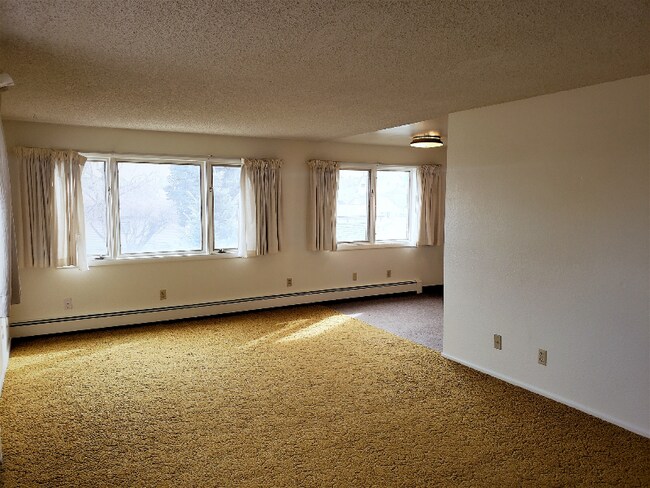 property at 1321 Walnut St