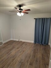 7405 Vista Way, Unit 102 in Bradenton, FL - Foto de edificio - Building Photo